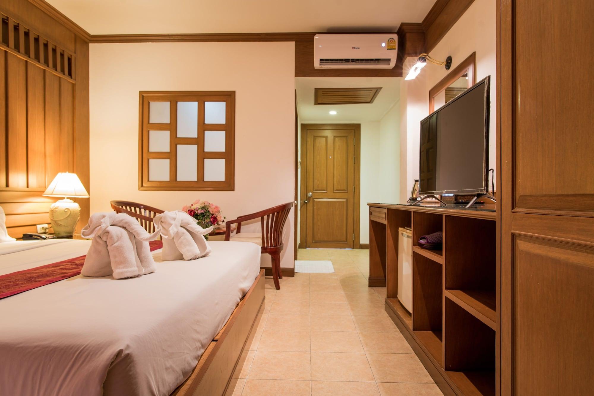 Cello Hotel Patong Eksteriør billede